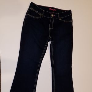 Wrangler jeans size 7/8 bootcut stretch like new
